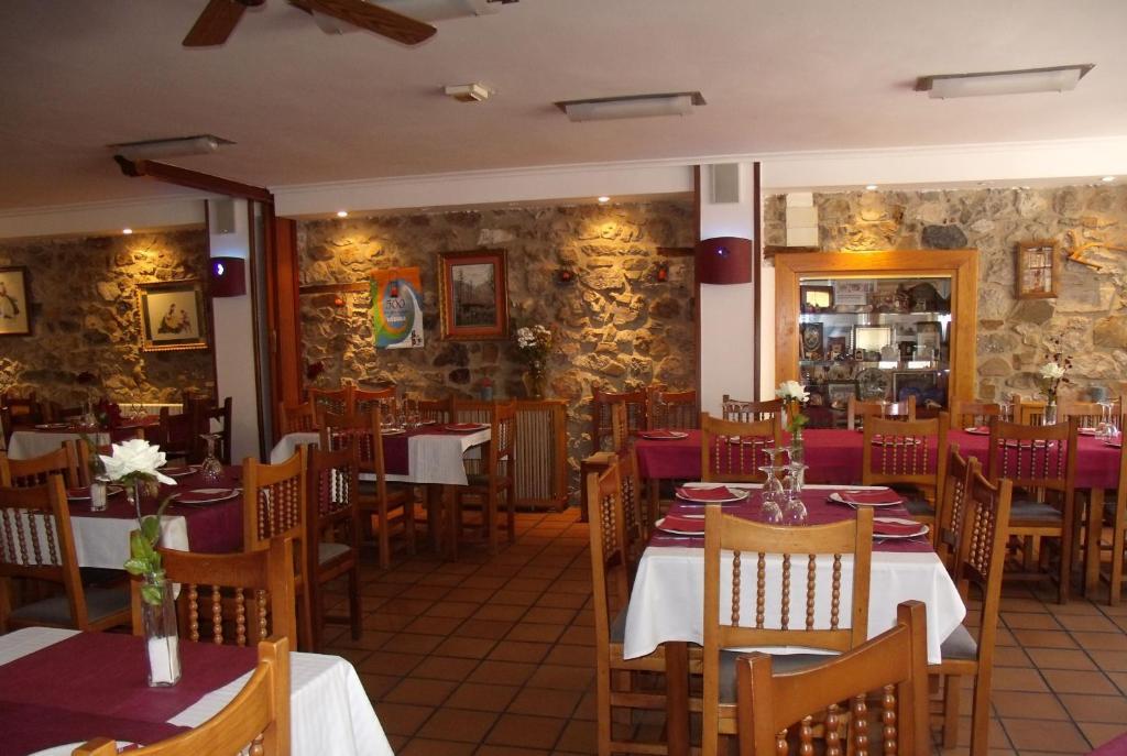 Hostal Nevandi Espinama Exterior photo