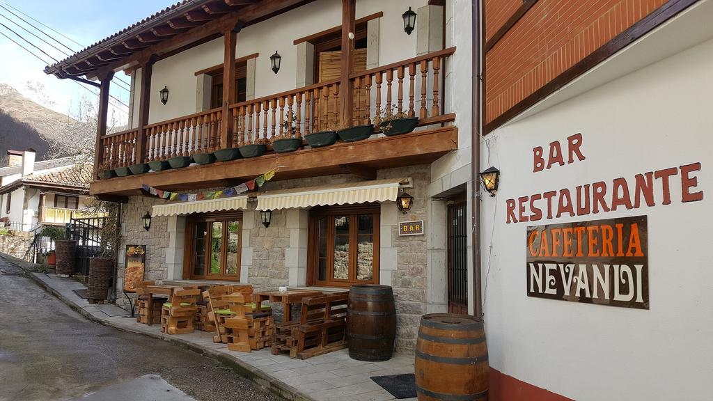 Hostal Nevandi Espinama Exterior photo
