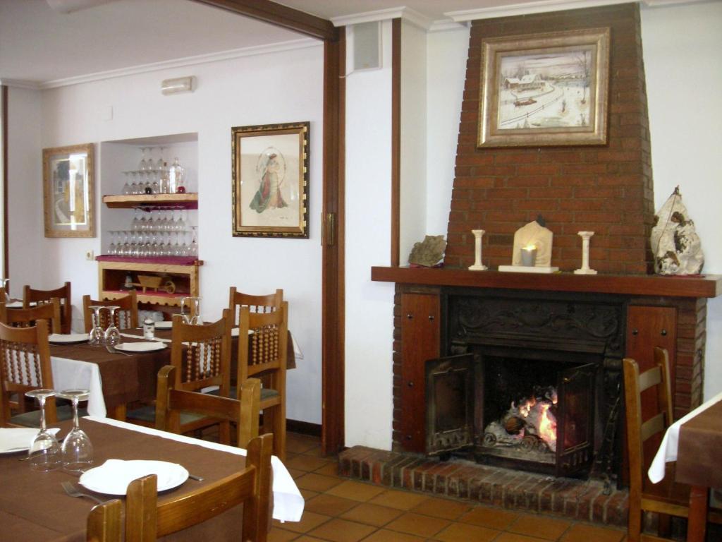 Hostal Nevandi Espinama Exterior photo